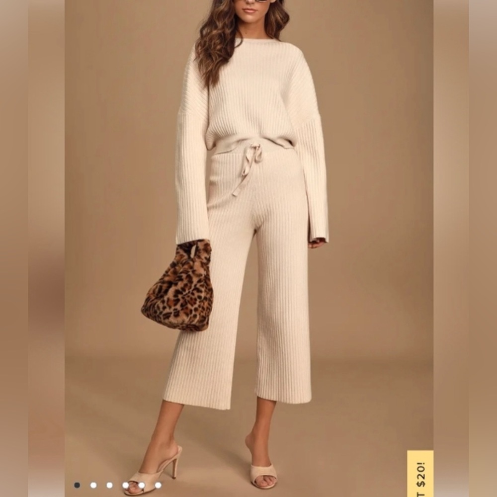SET - Lulu's knit set Size S pants and sweater top